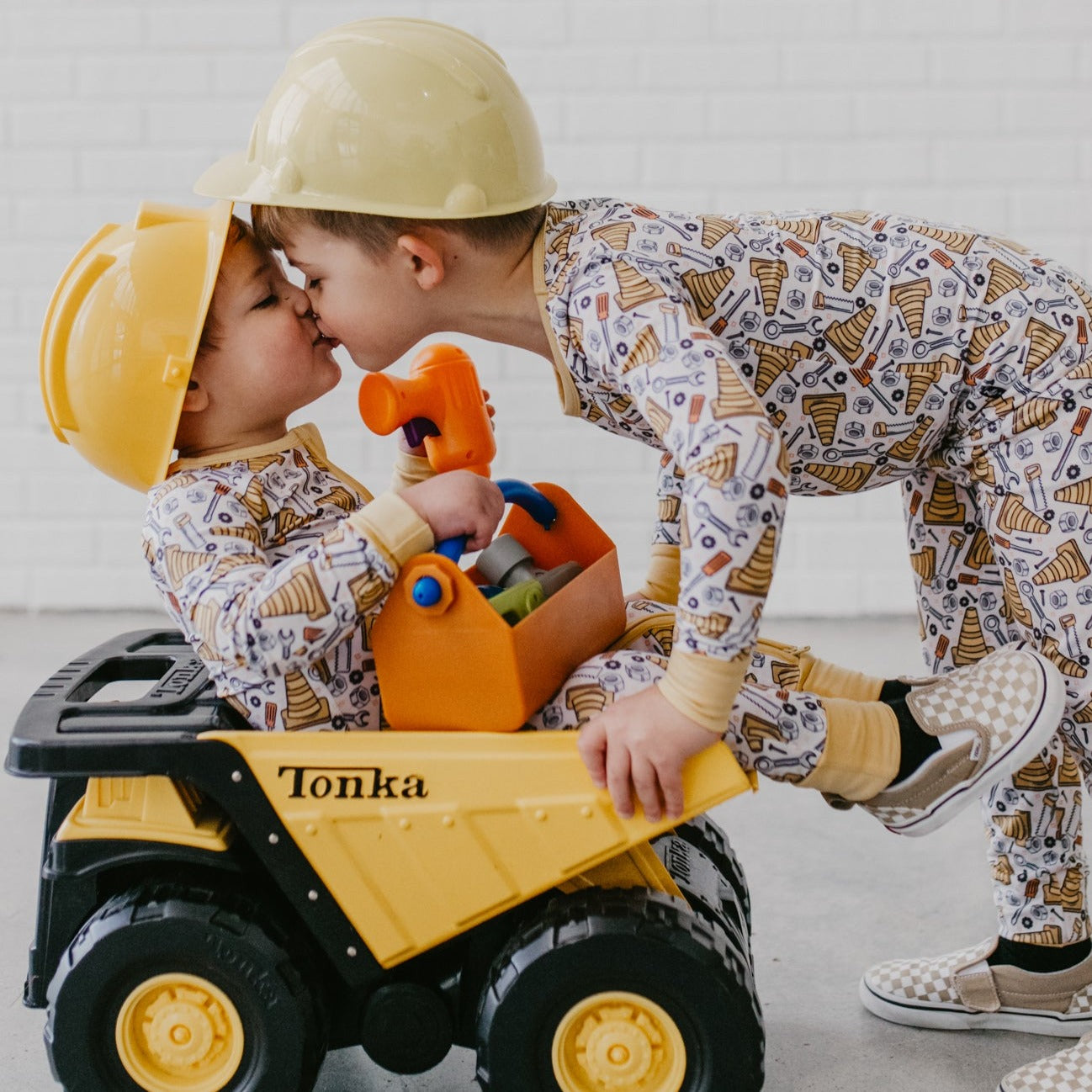 Toddler/Kids Bamboo Pajamas: Tools – millie roo