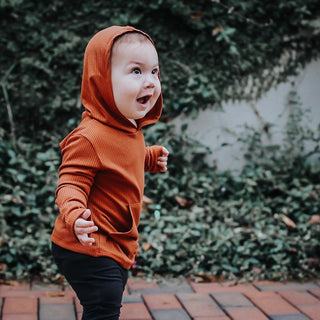 LONG SLEEVE- Rust Rib Pocket Hoodie | millie + roo.